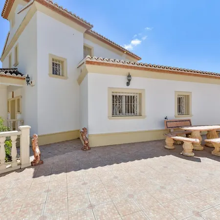 Colina Del Sol Villa